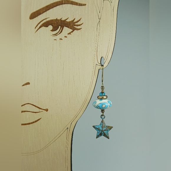 HAND CRAFTED Star Dangle Earrings Turquoise Blue Lampwork Glass Patina Brass - Picture 5 of 6